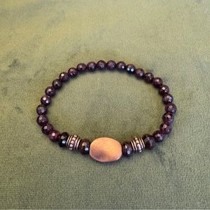 Garnet bead slip on bracelet with copper focal bead